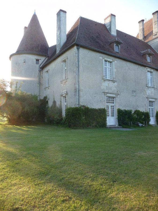 Le Claveau Paulnay エクステリア 写真